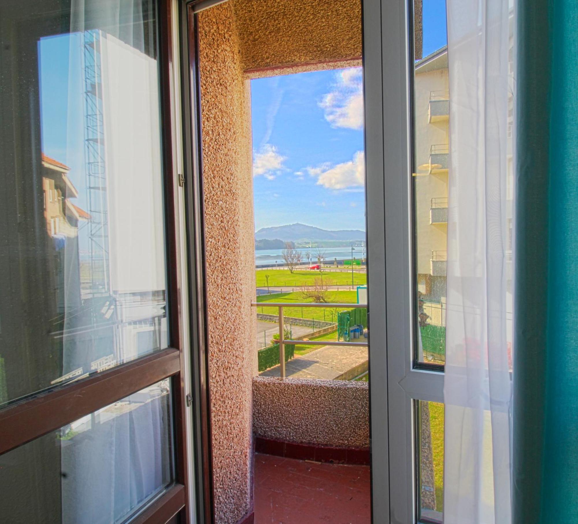 Entre Playa Y Puntal Apartman Somo Kültér fotó